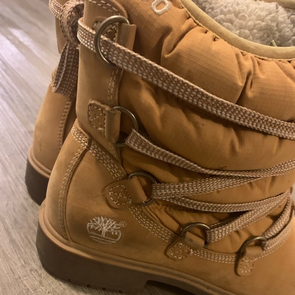 Timberland Women’s 650 Classic Wheat Brown / Winter Boot Leather Nubuck Size 8M - Picture 4 of 8